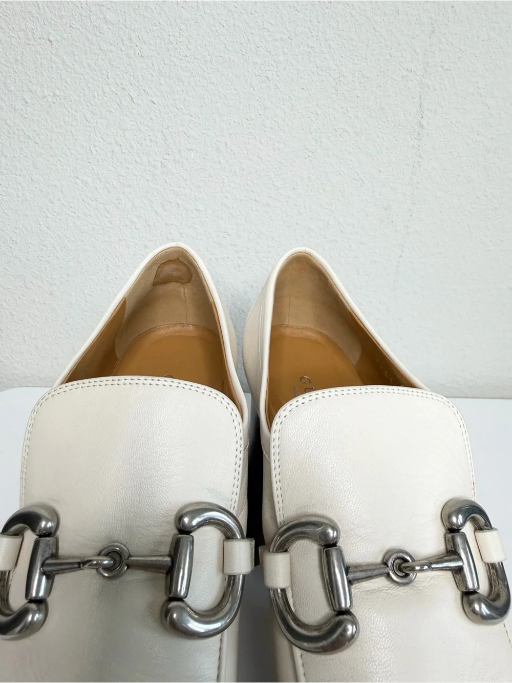Gucci Malaga Kid Horsebit Platform Loafers In Mystic White / Ivory Size 37.5